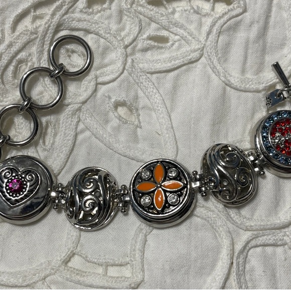 Ginger Snaps Silver Charm bracelet - Picture 1 of 12
